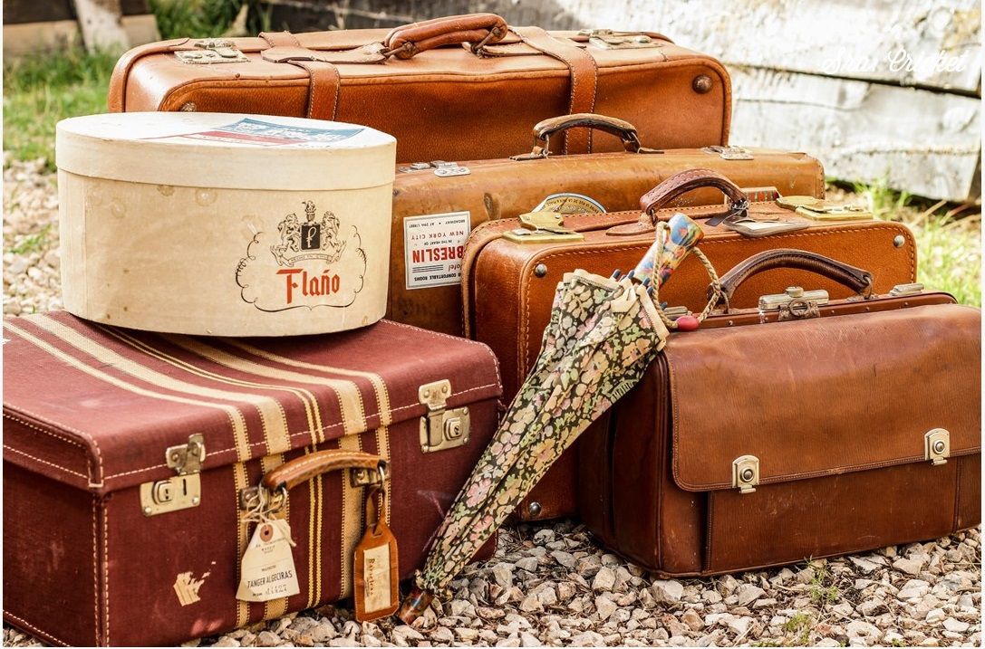 The Evolution of Travel Bags: From Antique Trunks to High-Tech Wonders